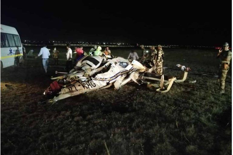 Chhattisgarh: Helicopter Crash में दोनों पायलटों की मौत, रायपुर एयरपोर्ट पर हुआ बड़ा हादसा